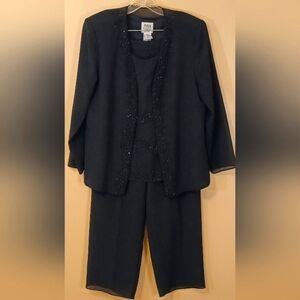 R & M Richards 3pc Pantsuit